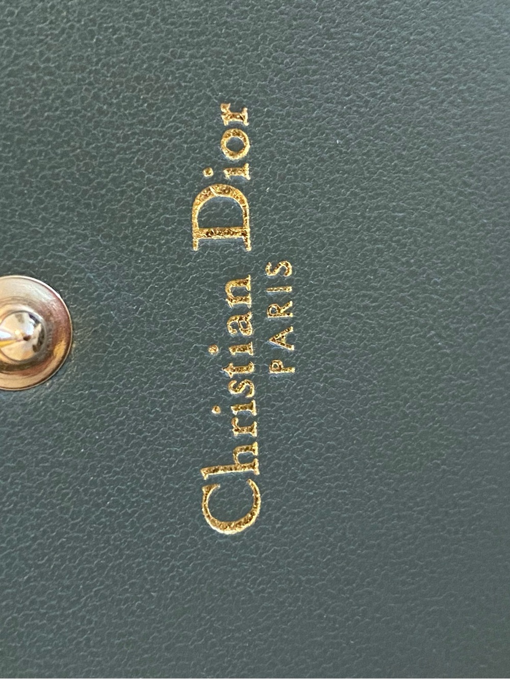Christian Dior Diorama Green Textured Leather Card Wallet with Gold Logo - Picture 9 of 14